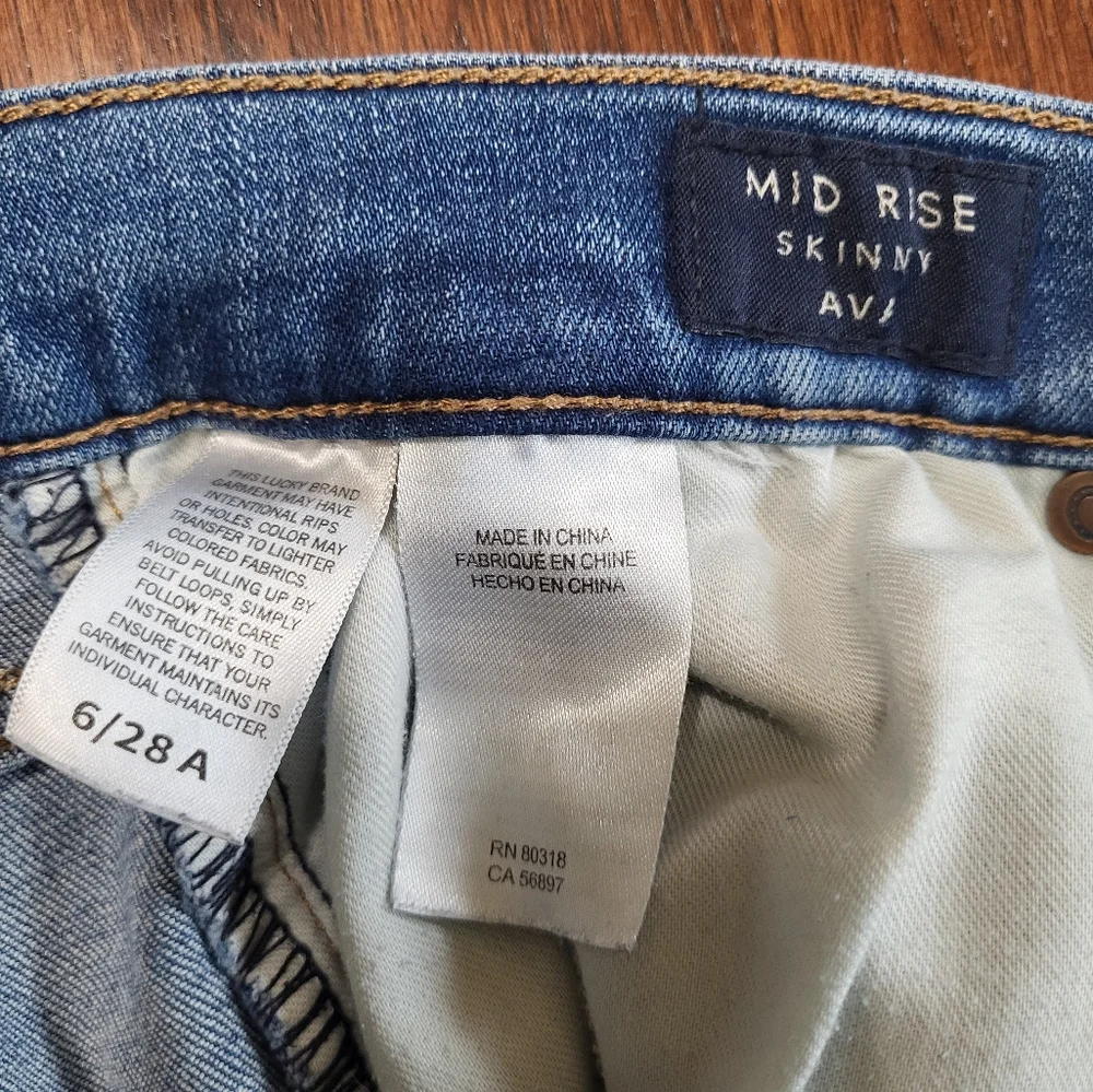 Lucky Brand Mid Rise Skinny Ava Distressed Raw Hem Ankle Women's Jeans 6/28
